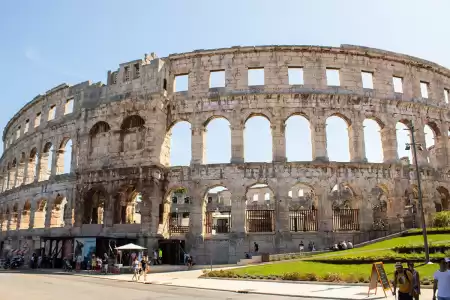 Pula